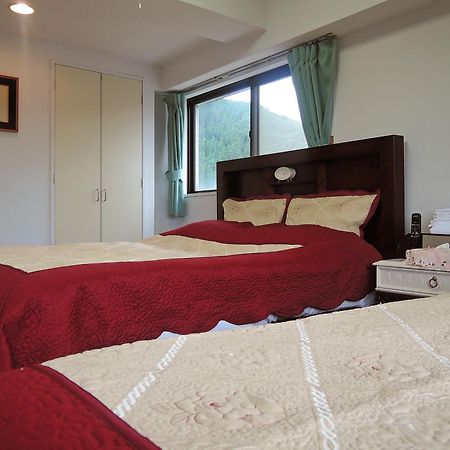 นิกโกะ ปาร์ค ลอดจ์ โทบุ สเตชั่น Hostel ห้อง รูปภาพ